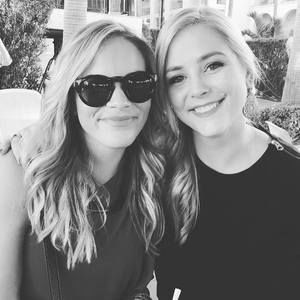 Meet your Posher, Carley